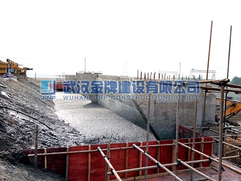 泡沫轻质土桥台背路基填筑